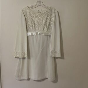 Vintage Floral Crochet Lace Empire Waist 1960-1970s Wedding Mini Dress